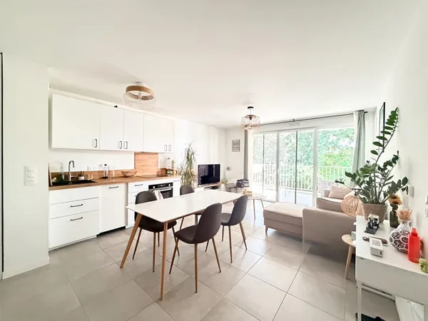 PESSAC - Secteur KEDGE - Appartement - 47m2 - 1 chambre - Terrasse 15m2