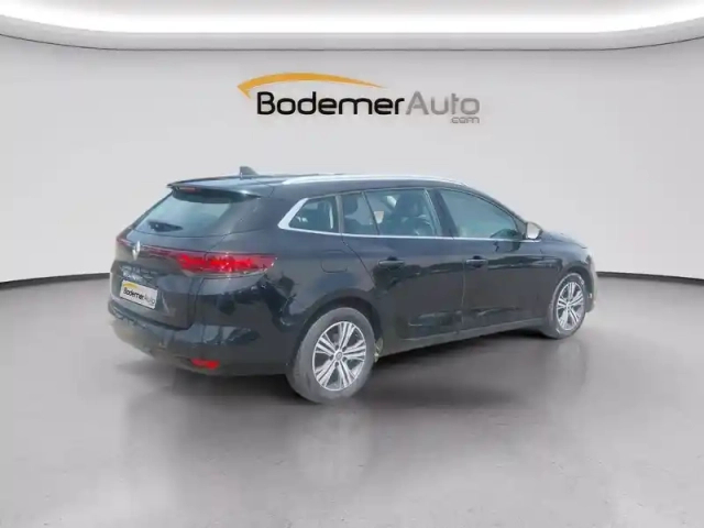 Renault Megane iv estate blue dci 115 edc — photo 20