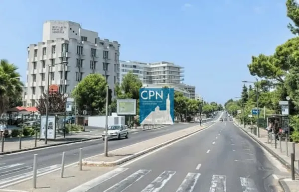 Local commercial 84 m²