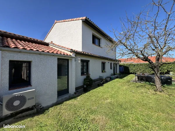 Maison 6 pièces 156 m²