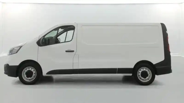 Renault Trafic fgn l2h1 3000 kg blue dci 130 — photo 11