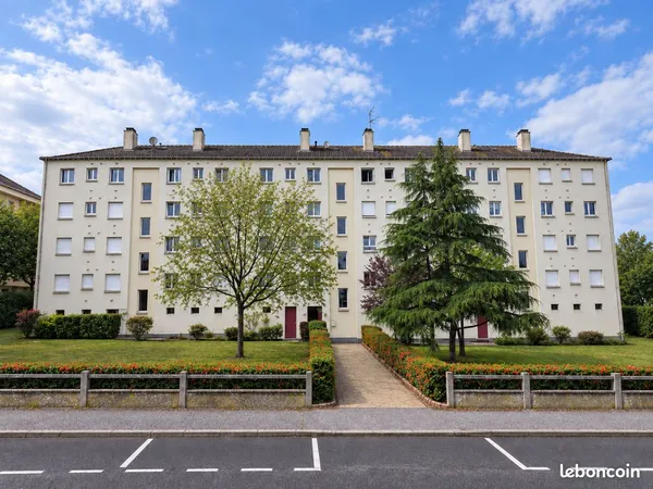 Pornichet - T2 de 47 m² au dernier étage avec parking et cave