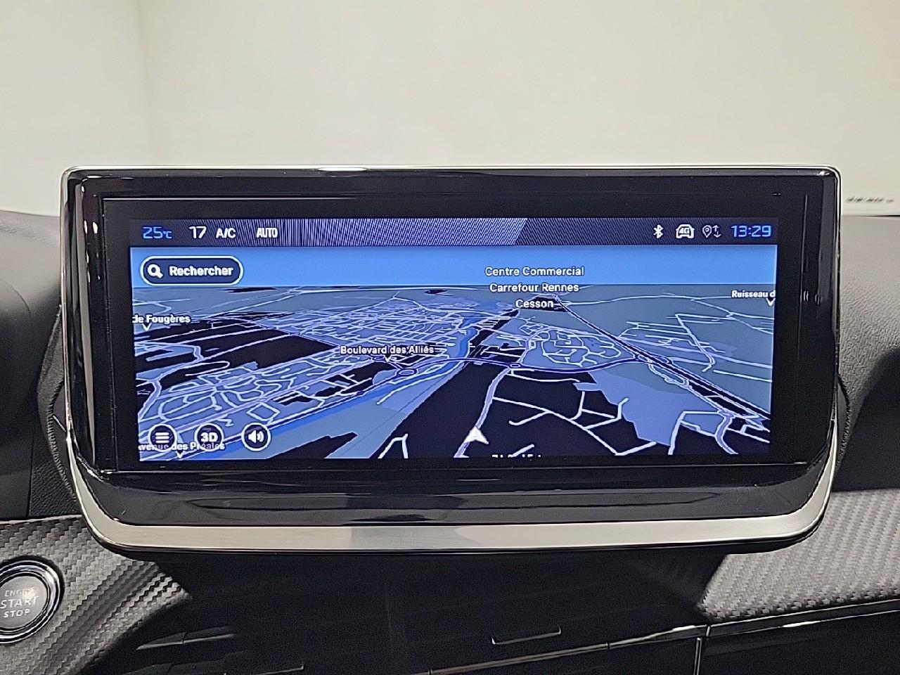 Peugeot 2008 hybrid 145 e-dcs6 allure — photo 11