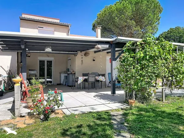 Maison 5 pièces 147 m²