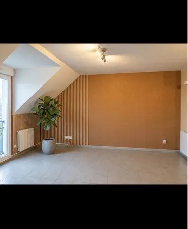 Appartement T3 (54 m² Carrez) + 2 Box fermés