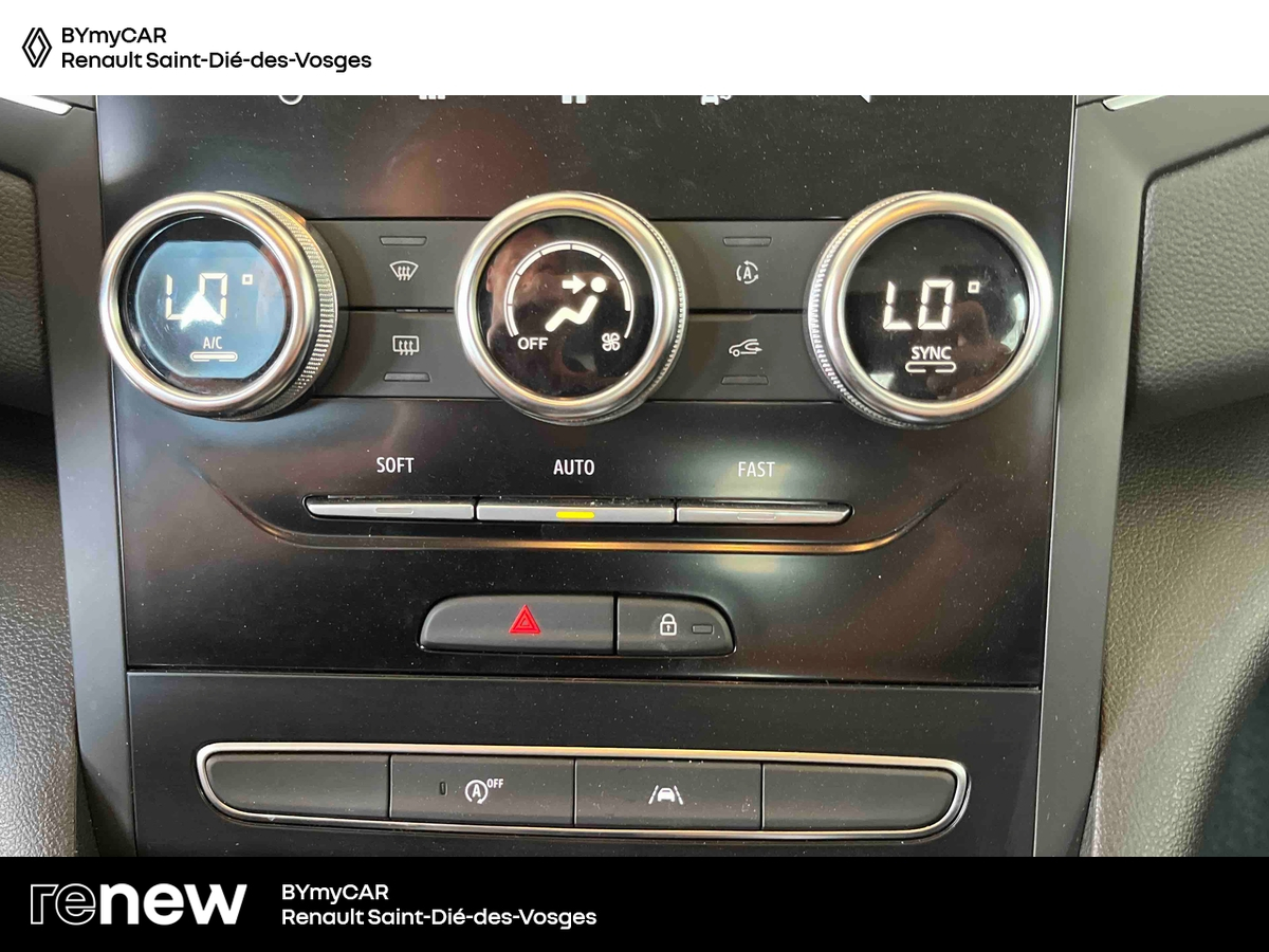 Renault Mégane IV Berline Blue dCi 115 EDC - 21N — photo 17