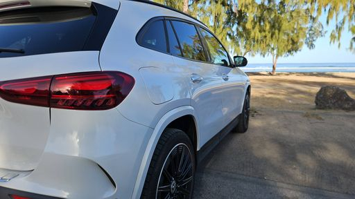 Mercedes Classe GLA 250e 218 EQ Power 8G-DCT - AMG Line – 2023 – 12821 km – Hybride rechargeable – Boîte Automatique — photo 18