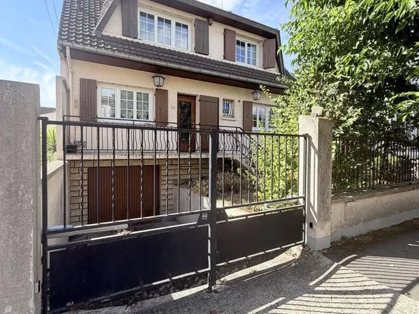 Maison 7 pièces 160 m²