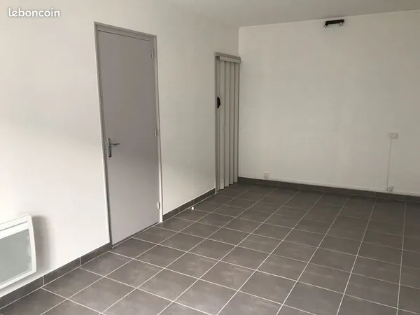 Maison à louer à Brie