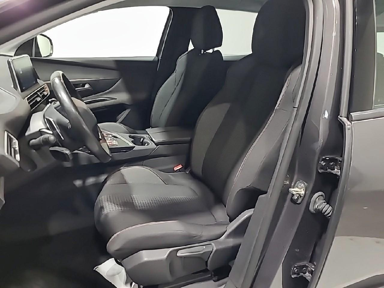 Peugeot 3008 puretech 130ch s&s eat8 active pack — photo 10