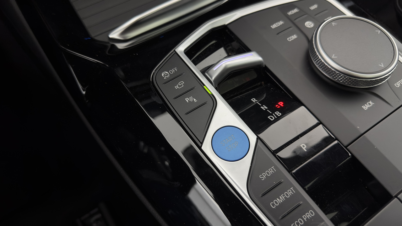 BMW iX3 M Sport 286 ch — photo 30