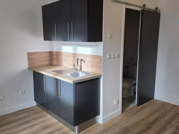Studio 1 pièce 21 m²