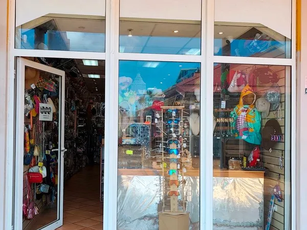 Local commercial 32m² Saint François