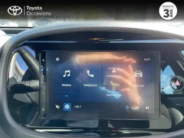 Toyota Aygo x 1.0 vvt-i 72ch dynamic my24 — photo 15