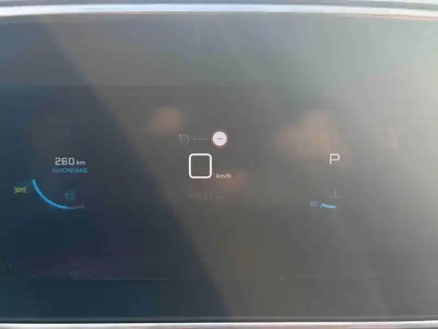 Peugeot 2008 1.2 puretech 130ch s&amp;s roadtrip eat8 — photo 15