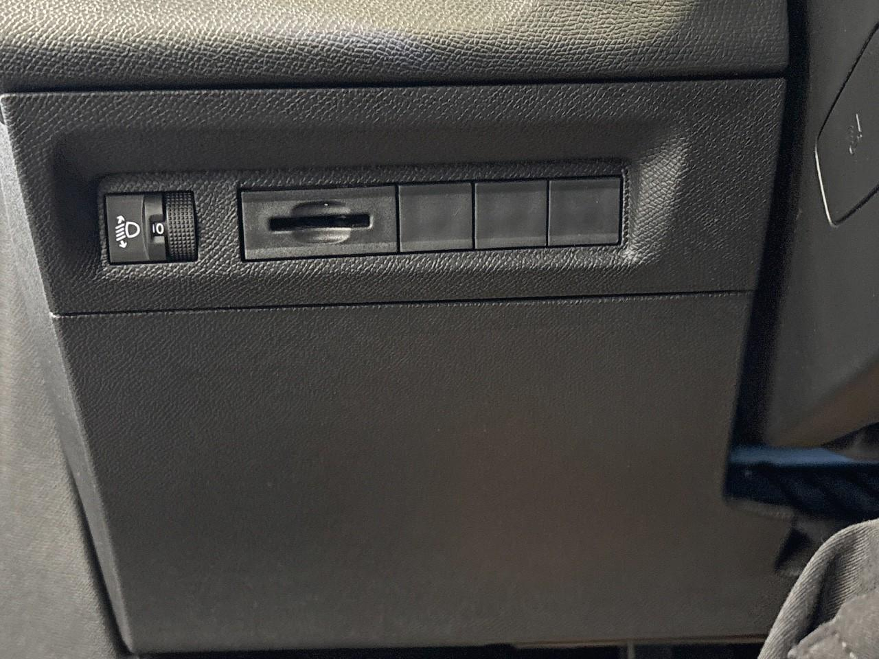 Peugeot 308 puretech 110ch s&s bvm6 active pack — photo 24