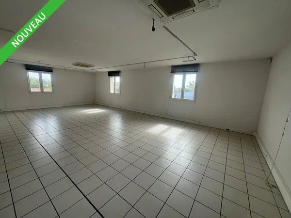 Bureaux 225 m²