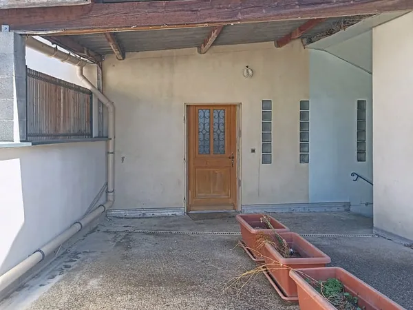 À LOUER Appartement T4 de 107 m2 avec terrasse Bollène