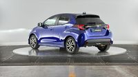Toyota Yaris 116h Design 5p MY22 — photo 8