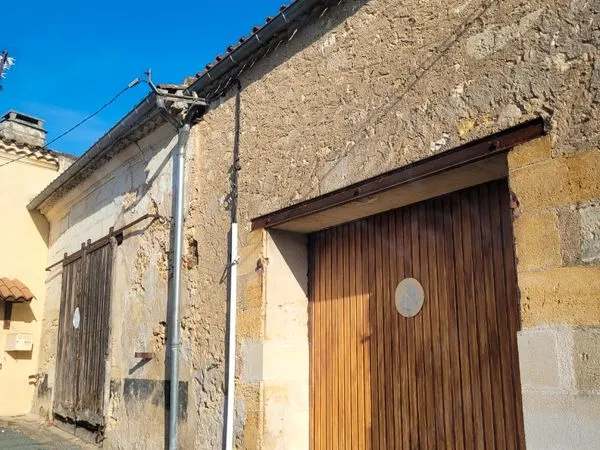 Deux garages à vendre - 2 min centre-ville - Possibilité d'achat unitaire + transformation logement