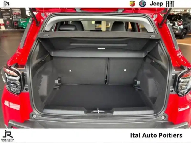 Jeep Avenger 1.2 turbo t3 100ch altitude (186?/mois après 1er loyer de 3000?) — photo 6