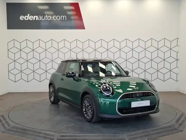 Mini Cooper 204 ch dkg7 s — photo 1
