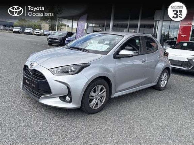Toyota YARIS Toyota Yaris 120 VVT-i Dynamic Business 5p MC24