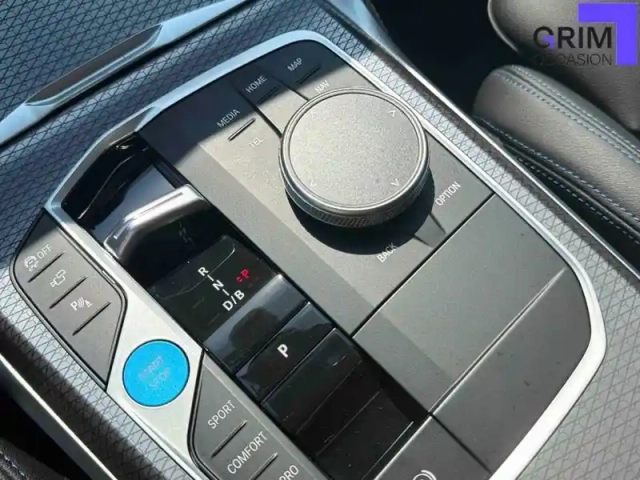 Bmw I4 edrive40 — photo 10
