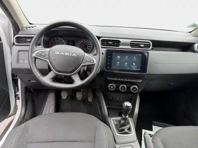 Dacia Duster 1.5 blue dci 115ch  journey + 4x2 — photo 13