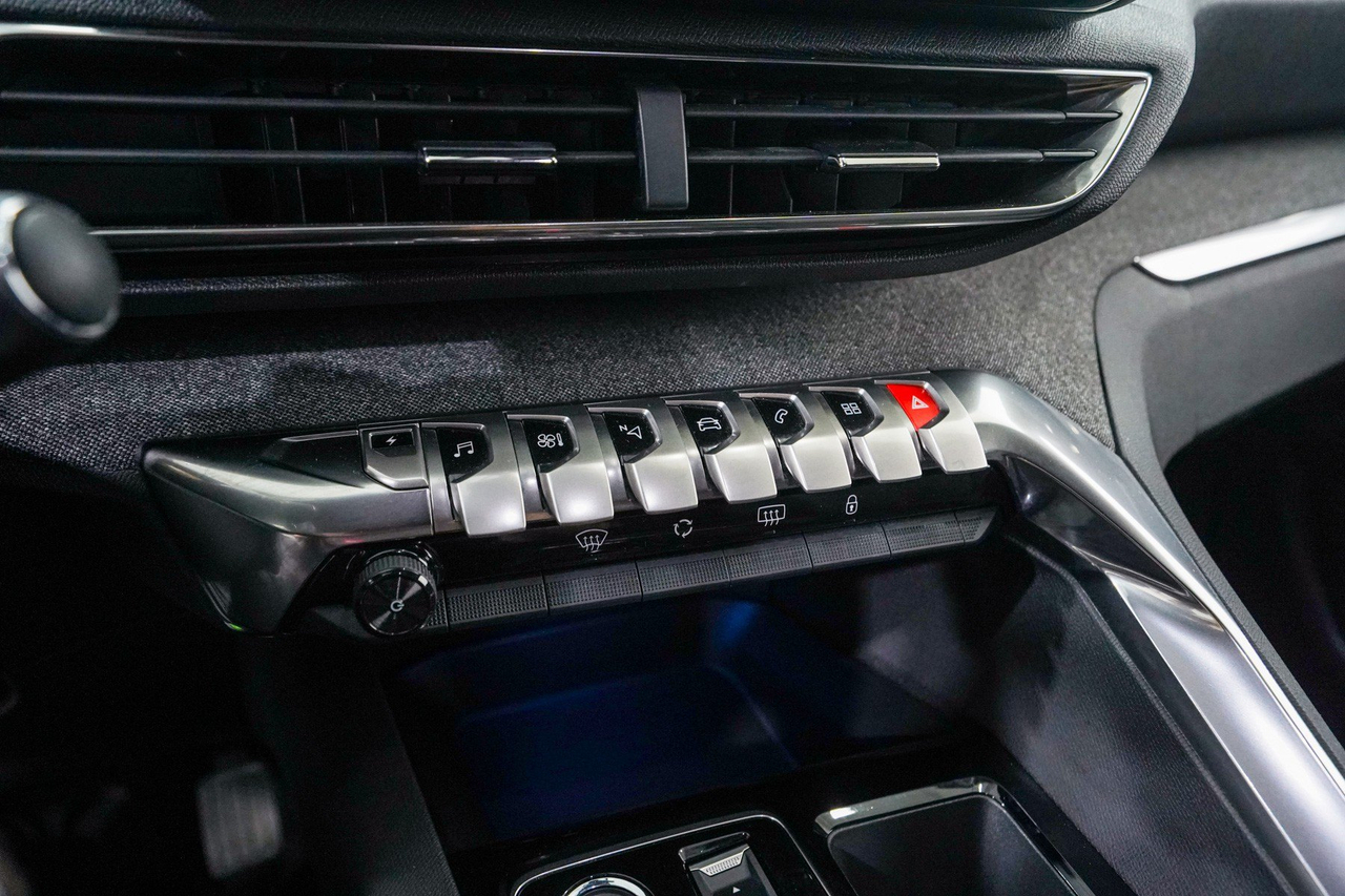 Peugeot 3008 — photo 24