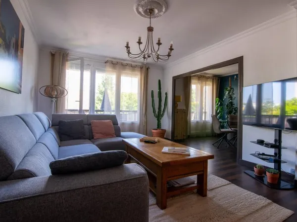 Bellevue T5 95 m2 balcon, parking et cave