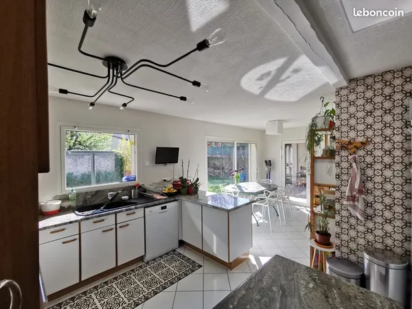Maison de ville 120 m² avec jardin - Quartier calme à Castres