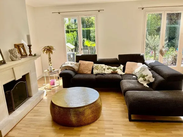 Maison 6 pièces 160 m²