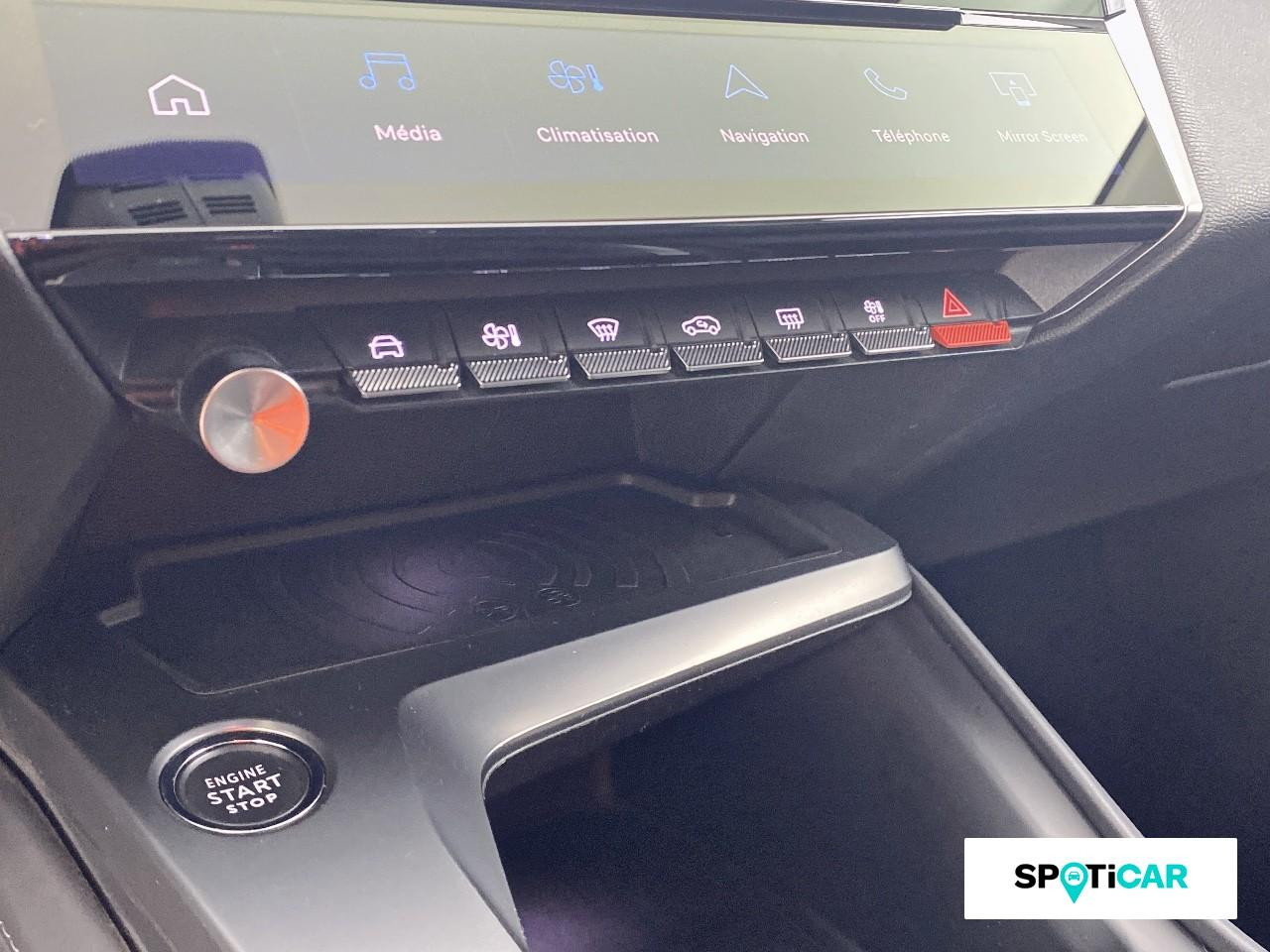 Peugeot 308 1.2 puretech 130ch s&s allure pack — photo 15