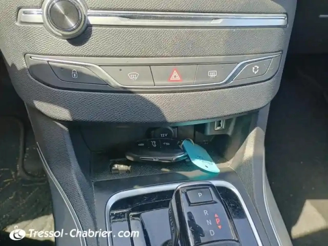 Peugeot 308 puretech 130ch s&amp;s eat8 allure pack — photo 22
