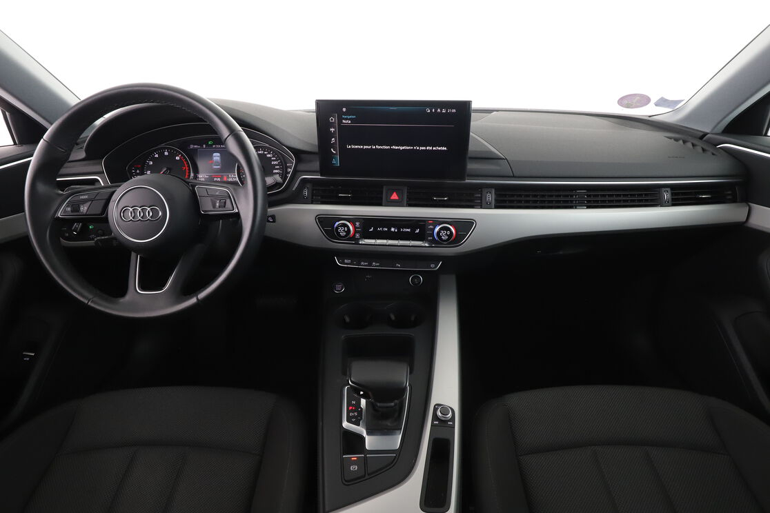 Audi A4 35 TFSI Design S Tronic 7 — photo 11