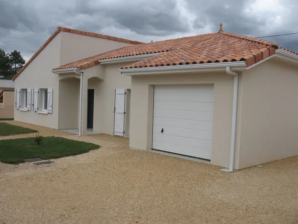 Maison 4 pièces centre ville de Buxerolles