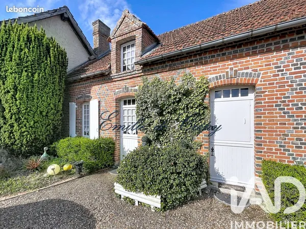 Maison familiale 9 pièces 310 m²