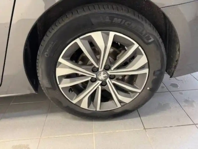 Peugeot 508 hybrid 225 e-eat8 — photo 29