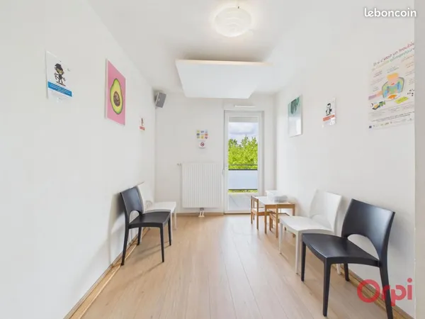 Commerce santé 62 m²