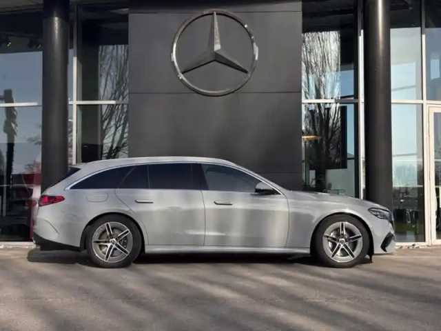 Mercedes Classe E break 300 hybrid eq amg line — photo 8