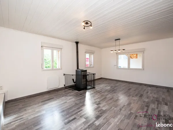 Appartement 4 pièces 81 m²