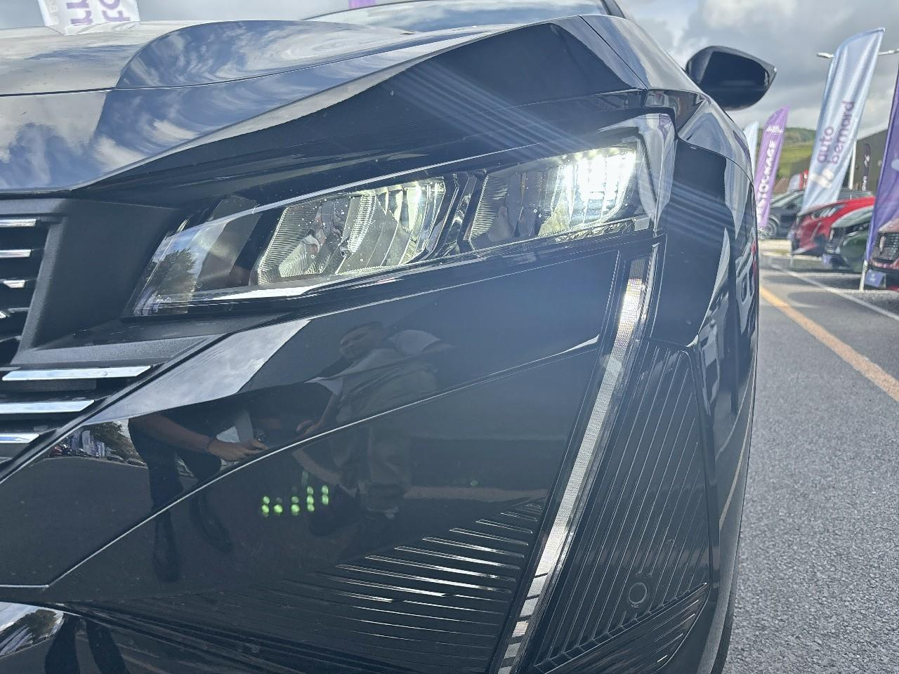 Peugeot 408 1.2 puretech 130ch s&s allure eat8 — photo 18