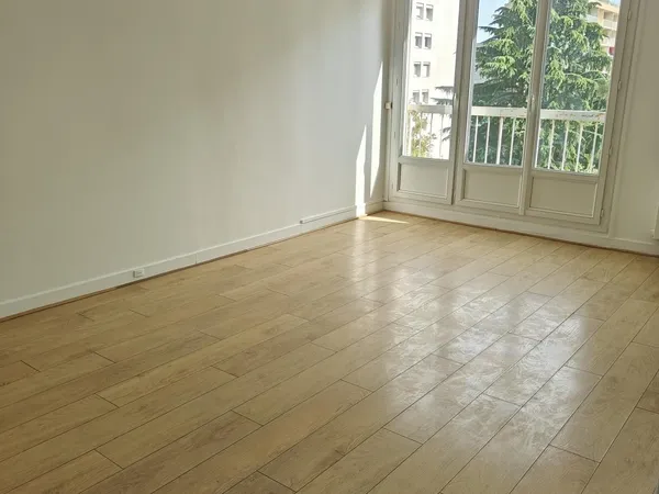Appartement 4 pièces 80 m²