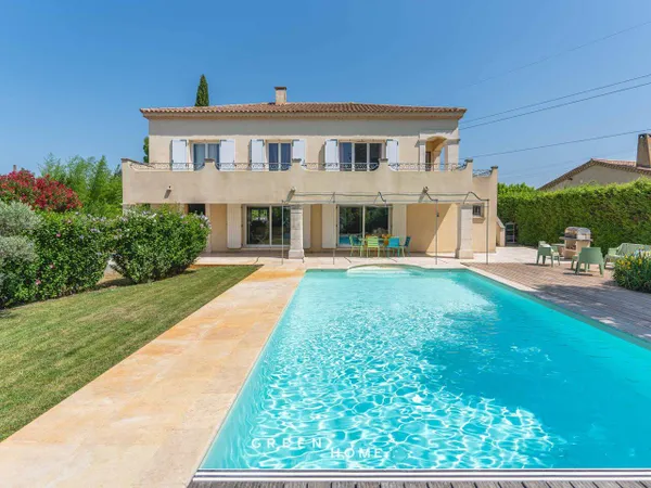 Maison 6 pièces 200 m²