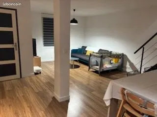 À LOUER - Maison meublée semi-individuelle à Saint-André-lez-Lille