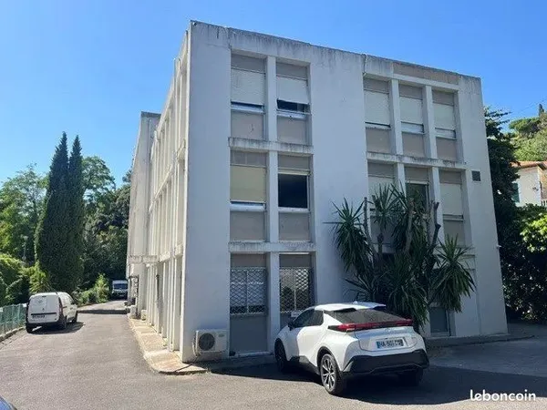 Bureaux 110 m² Nice