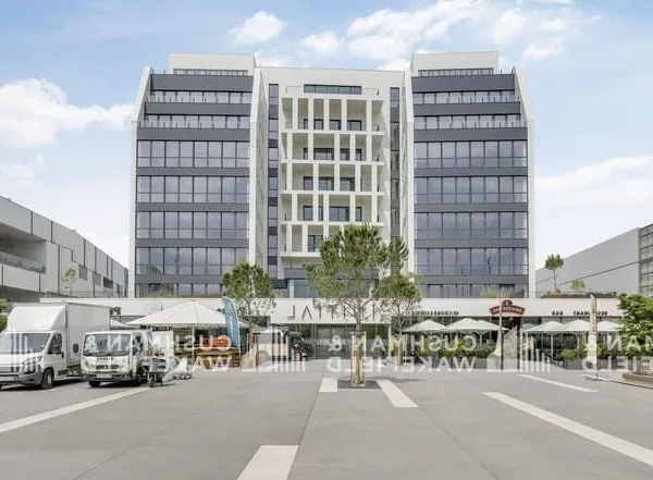 Bureaux 4 pièces 1741 m²