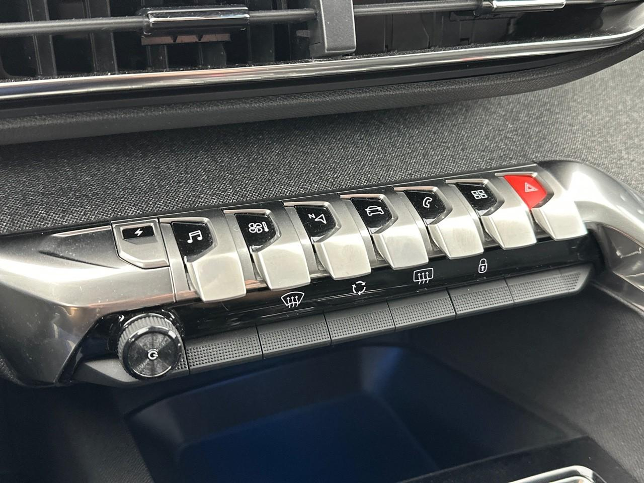 Peugeot 3008 hybrid 225 e-eat8 allure pack — photo 27