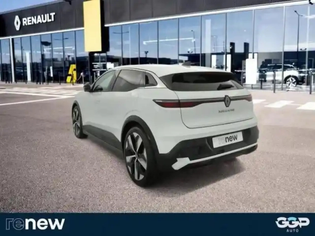 Renault Megane e-tech electric ev60 220ch techno optimum charge — photo 9